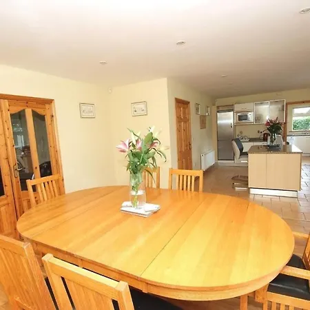 Nyaraló Stunning 7 Bedroom Cill Airne